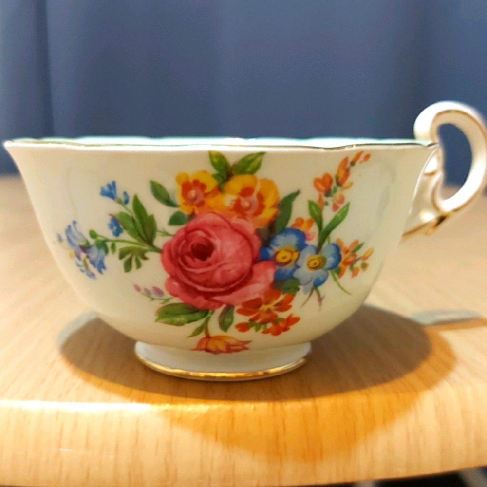 Vintage Royal Grafton China Teacup Floral & Mint